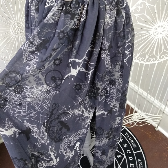 🚫SOLD🚫 Deadstock Spiderweb,Crow, and Gear Chiffon Mesh Overlay Steampunk Dress - Picture 3 of 7